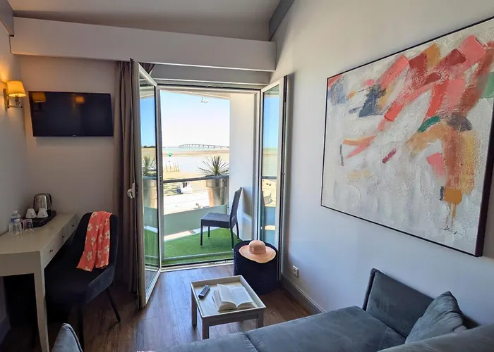 Logis De La Maree - Face A L'ocean - Ile De Re 3*