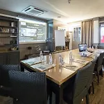 Hotel Logis De La Maree - Face A L'ocean - Ile De Re 3*