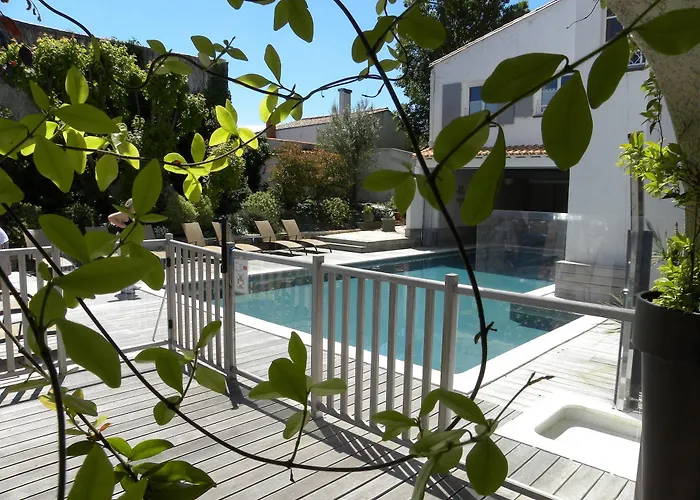 Logis De La Maree - Face A L'ocean - Ile De Re Otel 3*